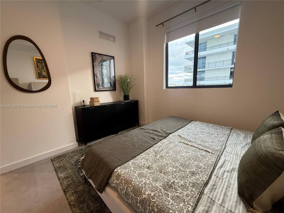 Apartment for rent at 2001 Van Buren St #608, Hollywood, FL 33020