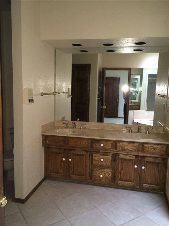 Apartment for rent at 12537 Montego Plaza, Dallas, TX 75230