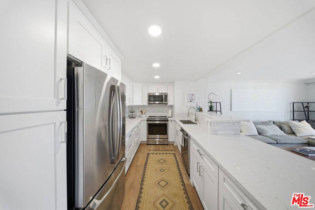 Apartment for rent at 2160 Century Hill #910, Los Angeles, CA 90067