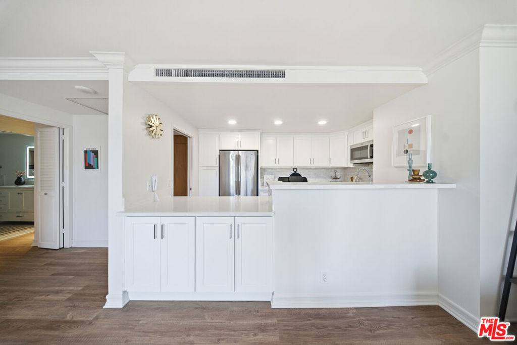 Apartment for rent at 2160 Century Hill #910, Los Angeles, CA 90067