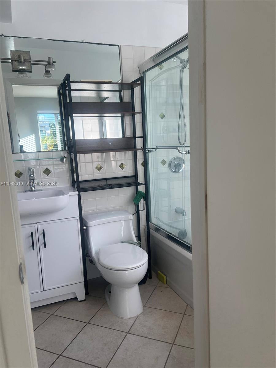 Apartment for rent at 225 SE 16th Ave #225-8, Fort Lauderdale, FL 33301
