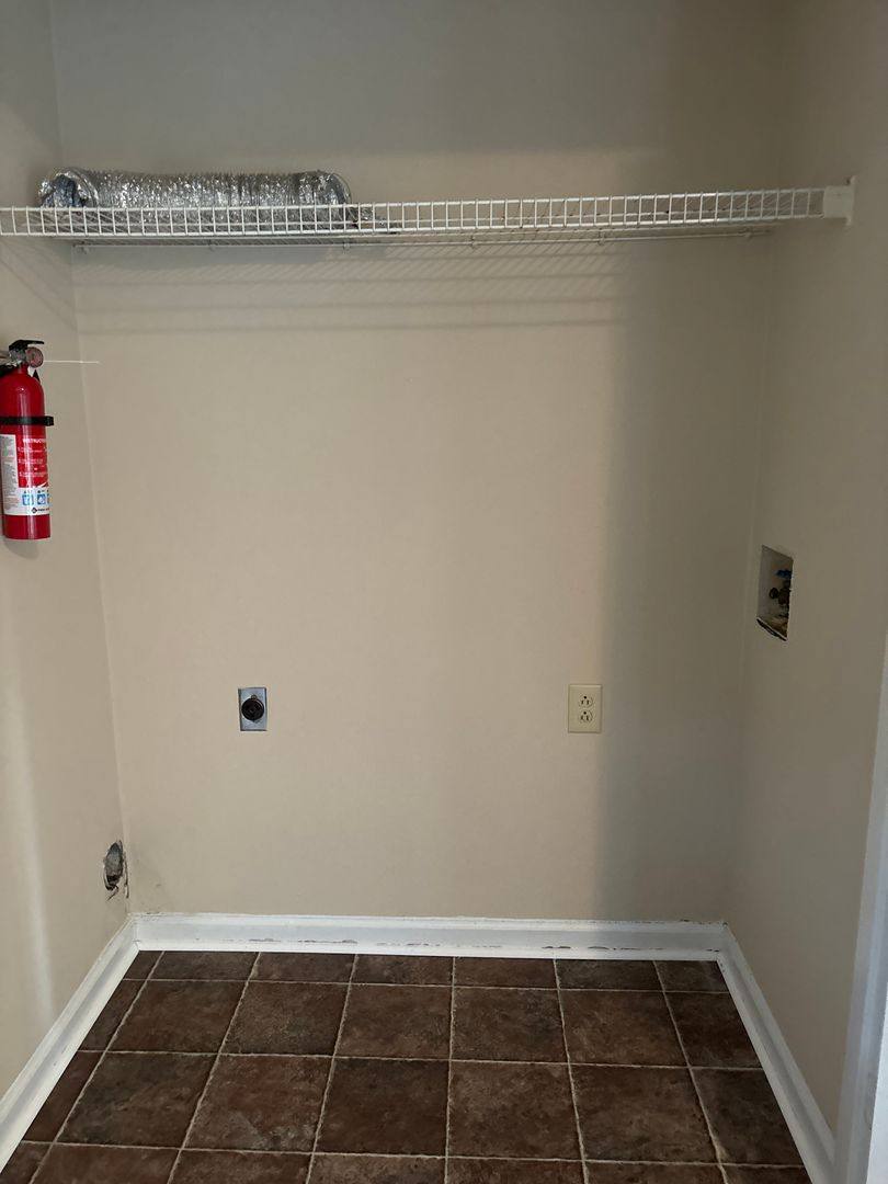 Apartment for rent at 381 Peabody Dr, Clarksville, TN 37042