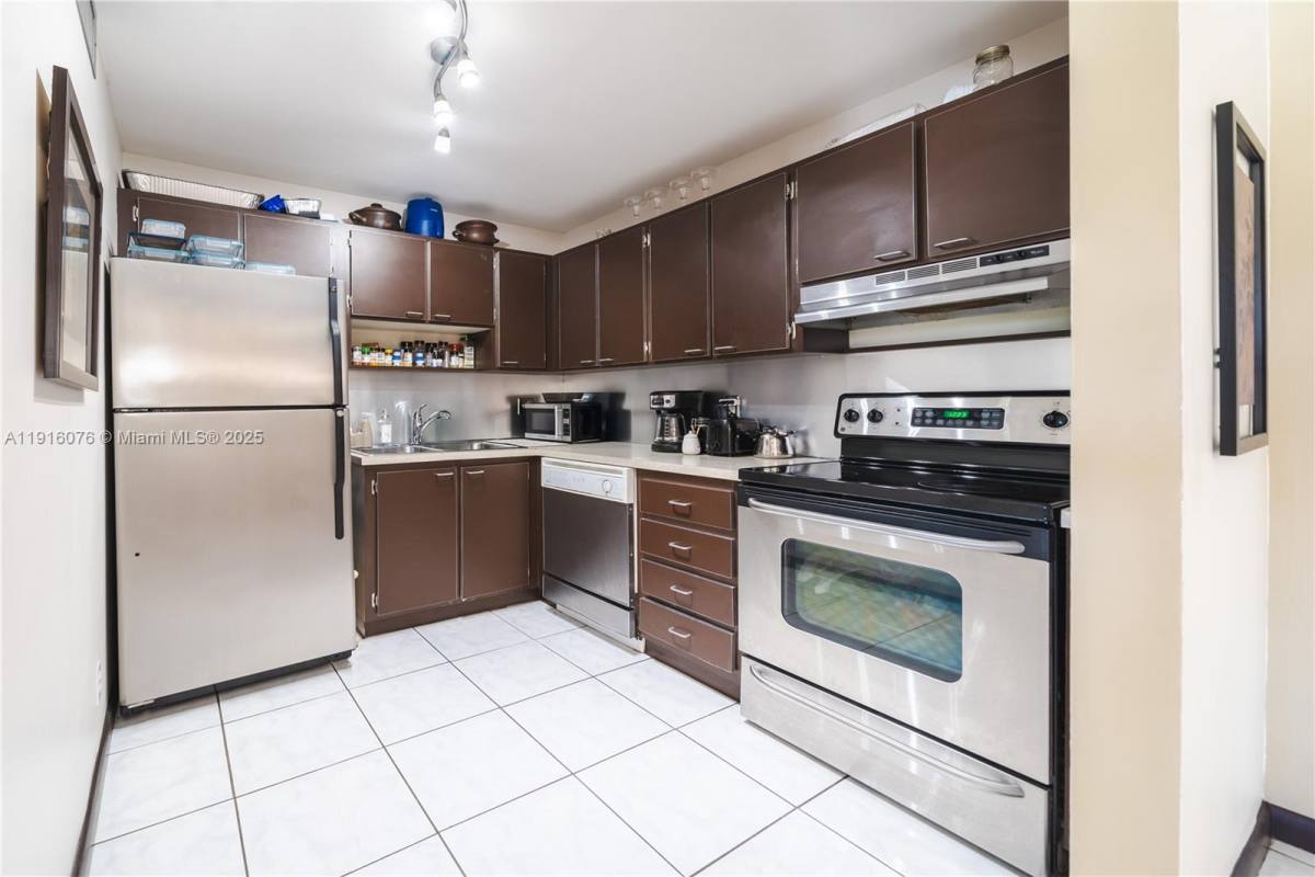 Condo for rent at 701 NE 1st Court #303, Hallandale, FL 33009