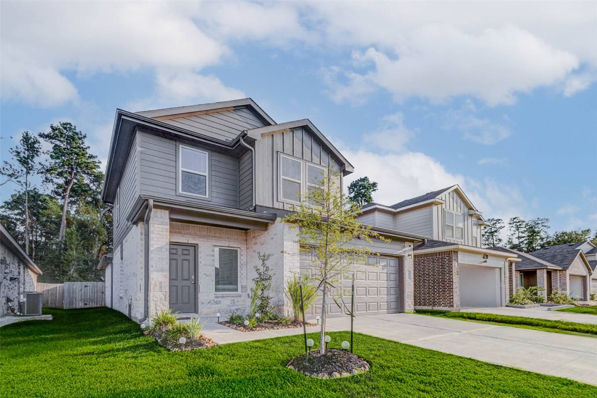 Apartment for rent at 5122 Sequoia Heights Lane, Spring, TX 77373