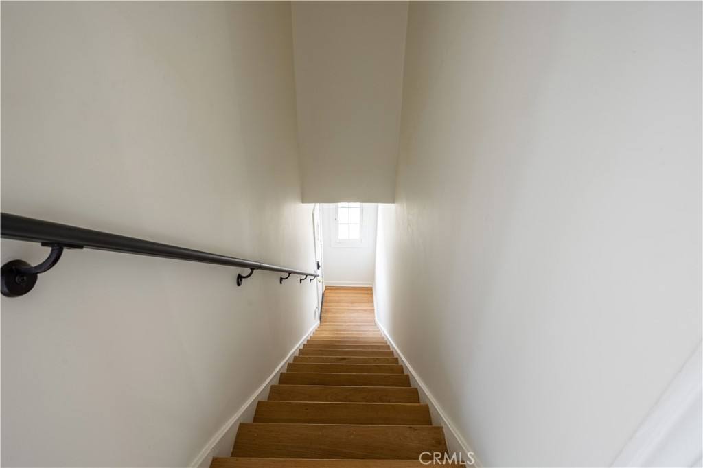 Apartment for rent at 738 S Stanley Ave #738, Los Angeles, CA 90036