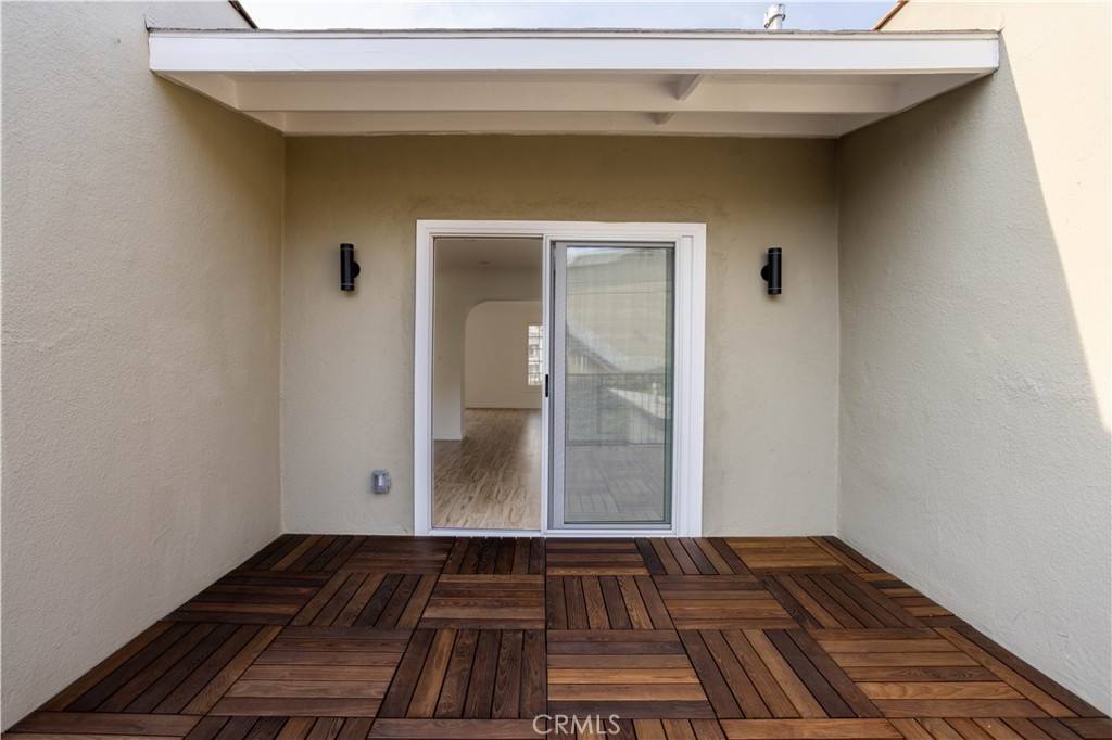 Apartment for rent at 738 S Stanley Ave #738, Los Angeles, CA 90036