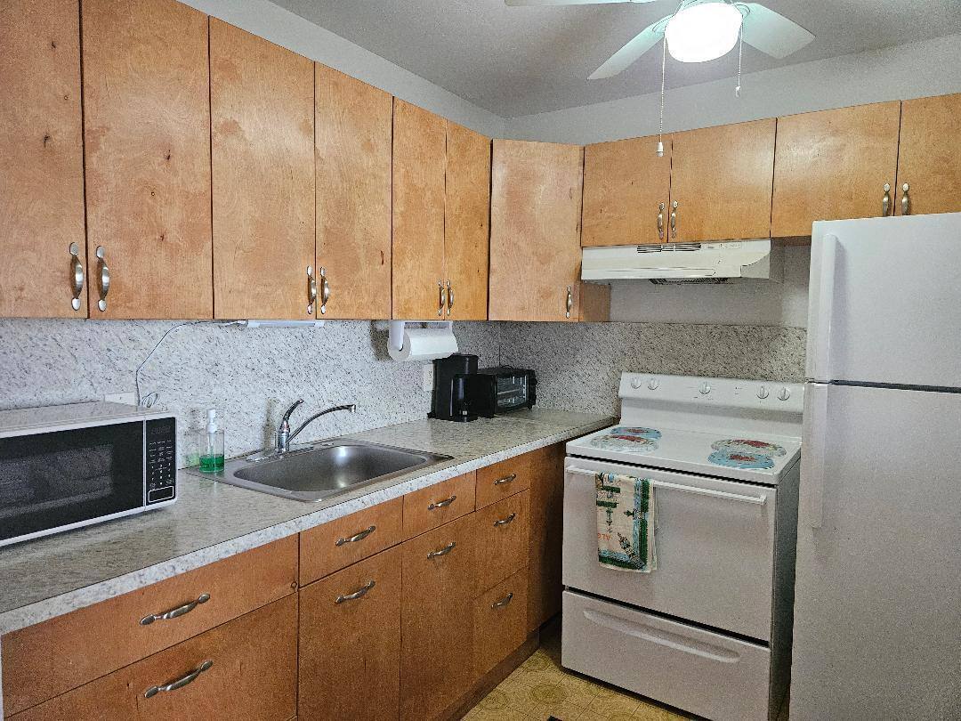 Apartment for rent at 300 Village Green Circle S #408, Lake Worth, FL 33461