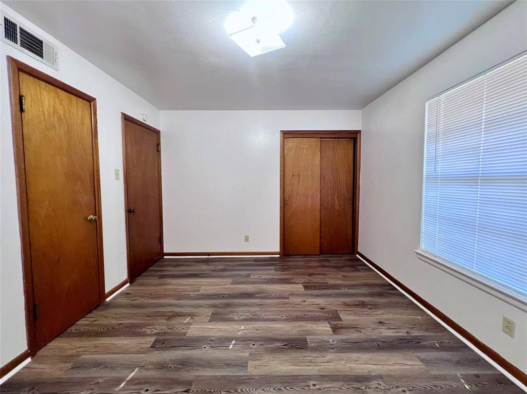 Apartment for rent at 3423 Perryton Dr, Dallas, TX 75224