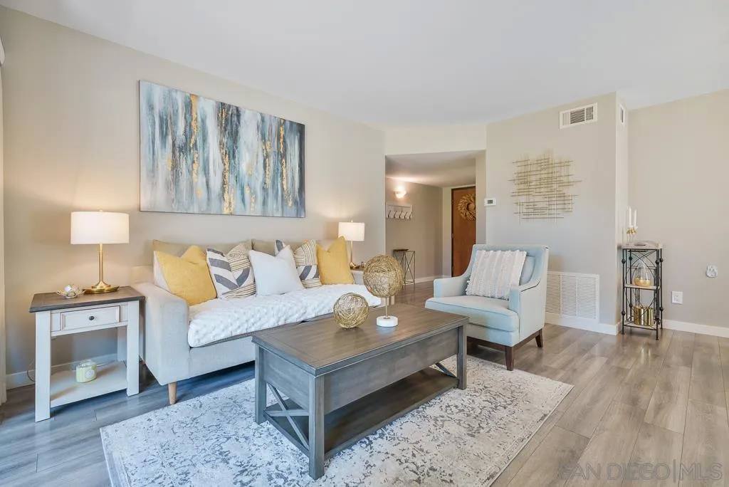 Condo for rent at 17637 Pomerado Rd #123, San Diego, CA 92128