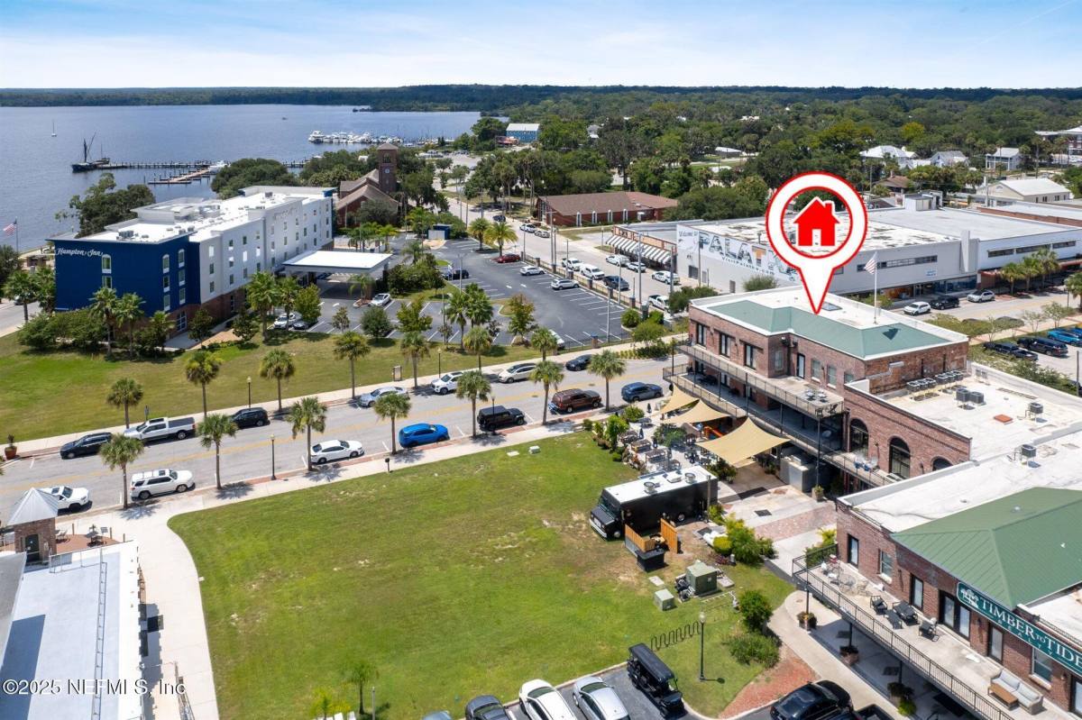 Apartment for rent at 105 N 2nd St #105, Palatka, FL 32177