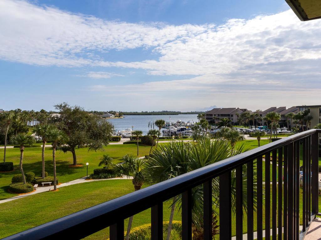 Apartment for rent at 1821 Mooringline Dr #1821PHD, Vero Beach, FL 32963
