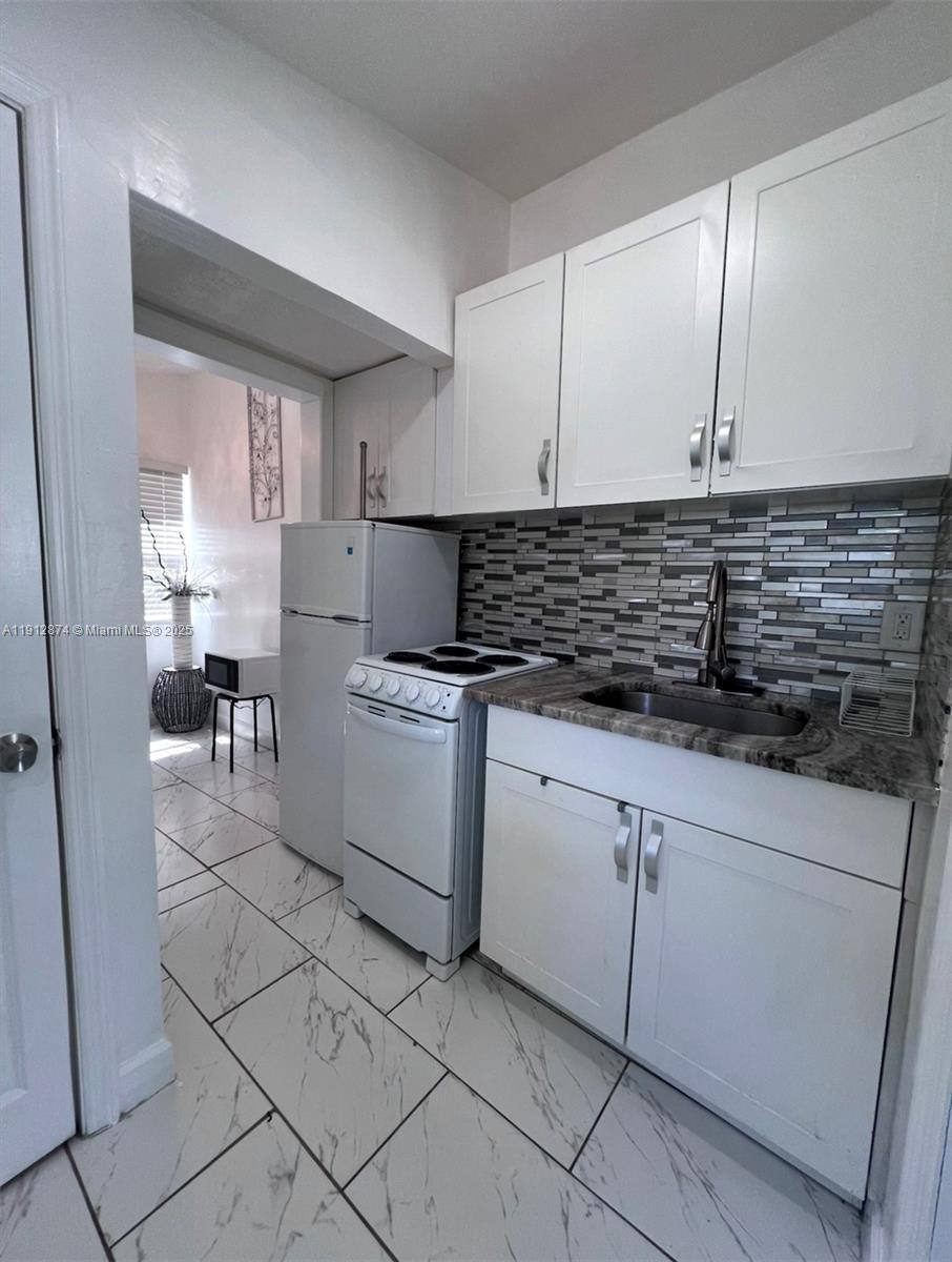 Apartment for rent at 624 NE 205th Terrace #624REAR, Miami, FL 33179