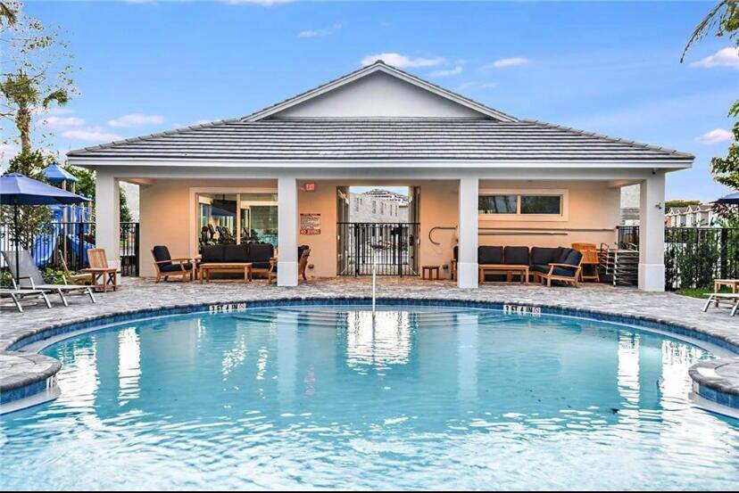 Townhouse for rent at 562 Parsons Way #562, Deerfield Beach, FL 33442