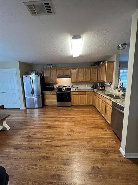 Apartment for rent at 11349 N Dowling Rd, College Station, TX 77845