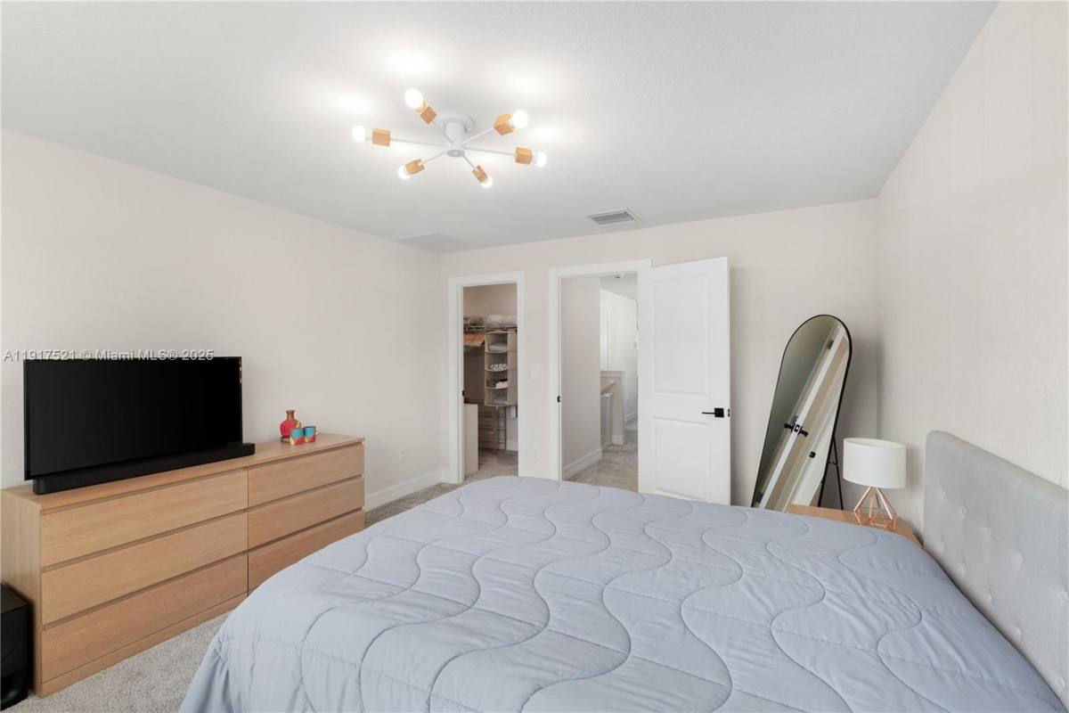 Townhouse for rent at 2917 Olivia Ave, Fort Lauderdale, FL 33311