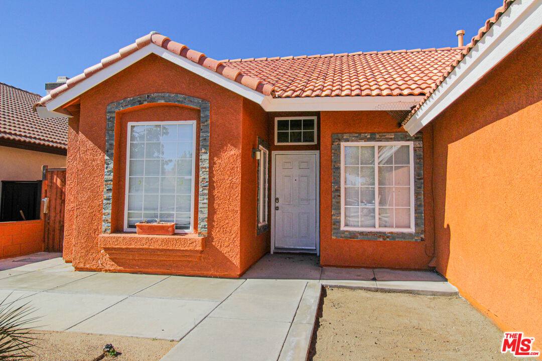 Apartment for rent at 36805 Alder St, Palmdale, CA 93552