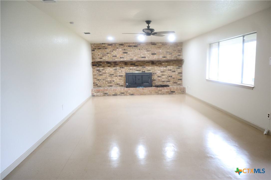 Apartment for rent at 707 Old Seguin Luling Rd #707, Seguin, TX 78155