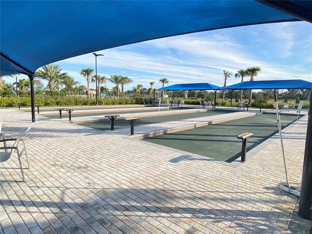 Apartment for rent at 6292 Winding Pine Dr, Nokomis, FL 34275