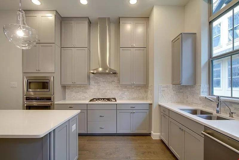 Apartment for rent at 1366 Branchwood Place, Dallas, TX 75215