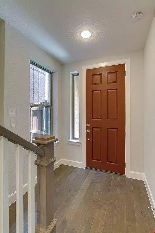 Apartment for rent at 1366 Branchwood Place, Dallas, TX 75215