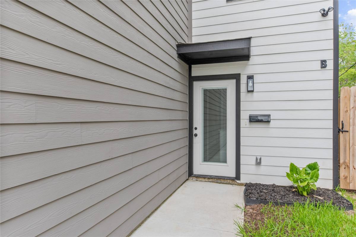 Apartment for rent at 8161 Tate St #8161B, Houston, TX 77028