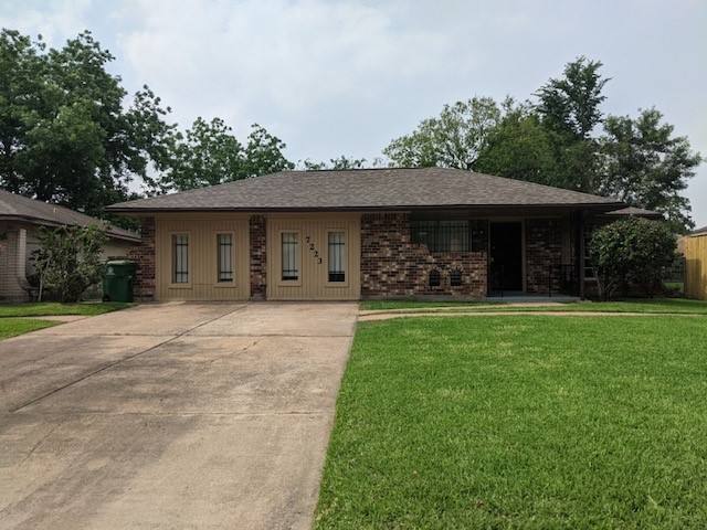 Apartment for rent at 7223 Valmont Dr, Houston, TX 77016