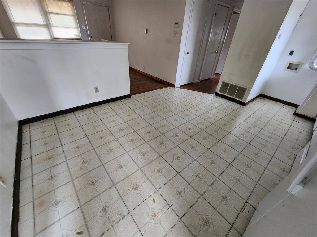 Apartment for rent at 843 Harbor Dr #843, Lewisville, TX 75057