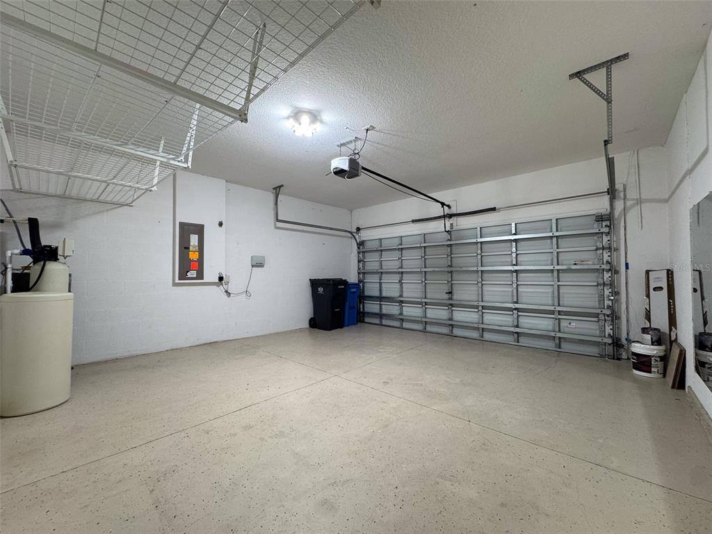 Apartment for rent at 10663 Pictorial Park Dr, Tampa, FL 33647