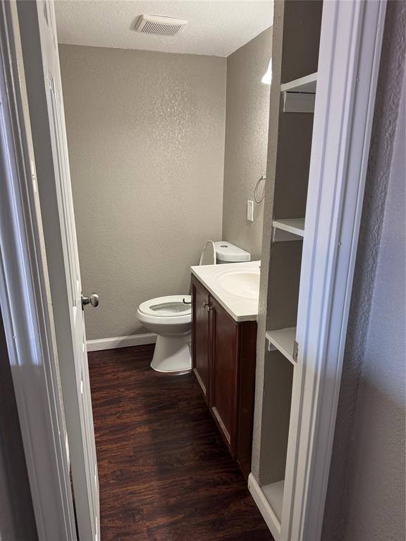 Apartment for rent at 357 NW Newton Dr #357, Burleson, TX 76028