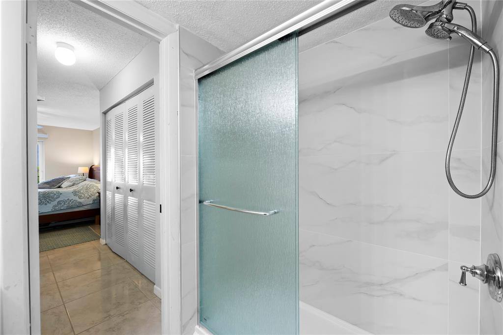 Apartment for rent at 3909 N Ocean Blvd #410, Fort Lauderdale, FL 33308