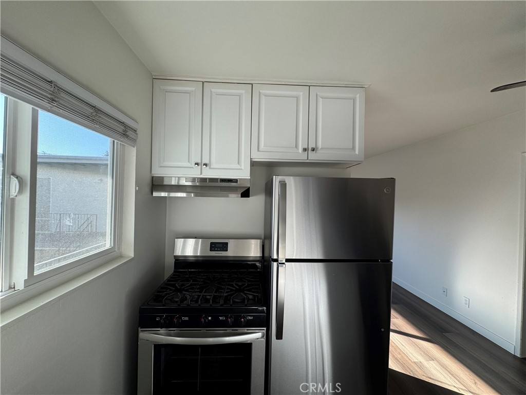 Apartment for rent at 7745 Laurel Canyon Blvd #21, North Hollywood, CA 91605