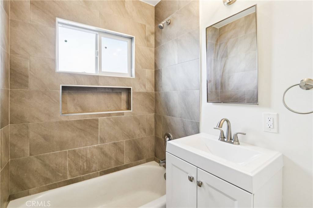 Apartment for rent at 7745 Laurel Canyon Blvd #21, North Hollywood, CA 91605