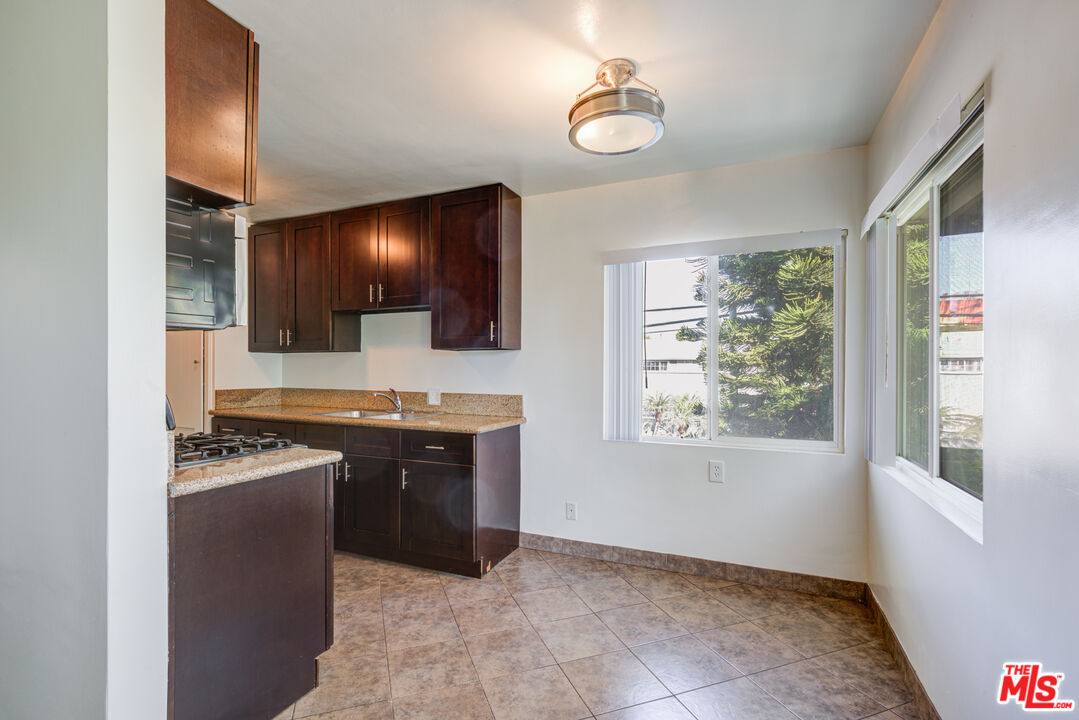 Apartment for rent at 8976 Cadillac Ave #89761 2, Los Angeles, CA 90034