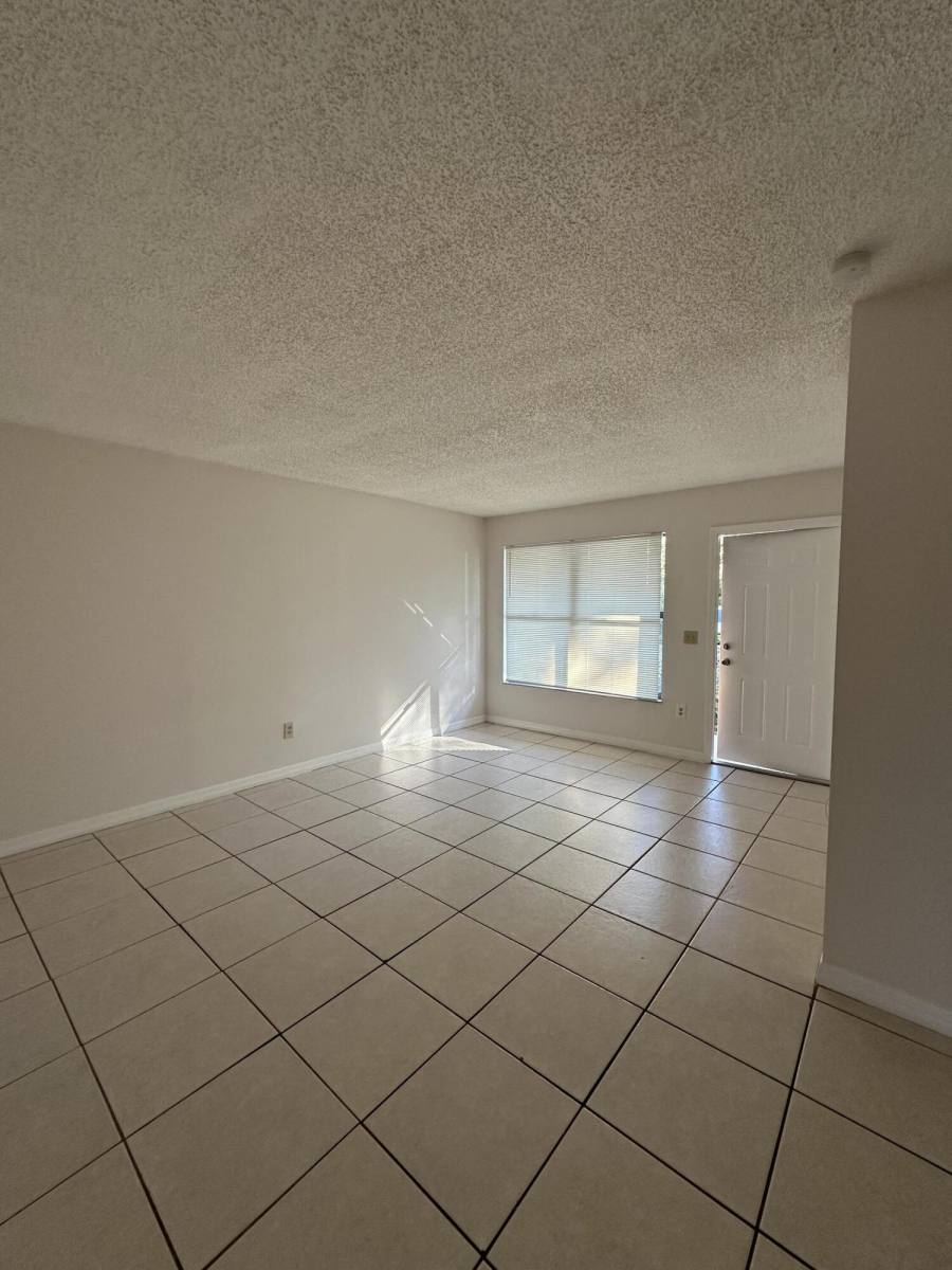 Apartment for rent at 948 Louisiana Ave #948, Sebastian, FL 32958