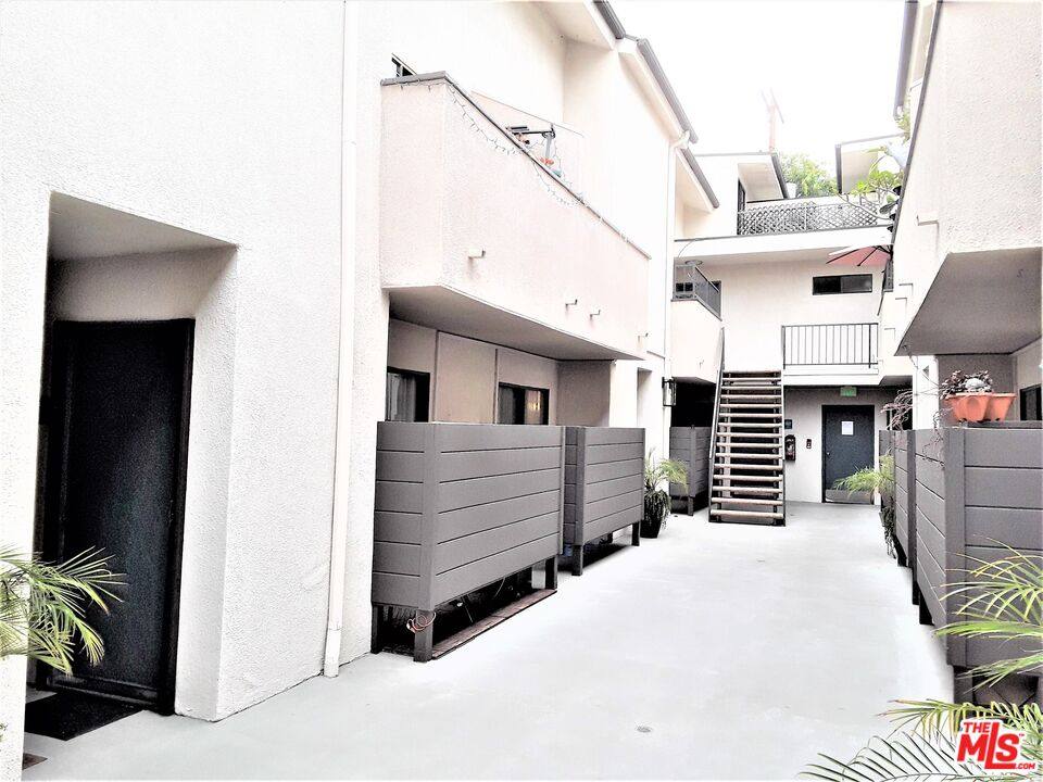 Apartment for rent at 11230 Camarillo St #101, North Hollywood, CA 91602