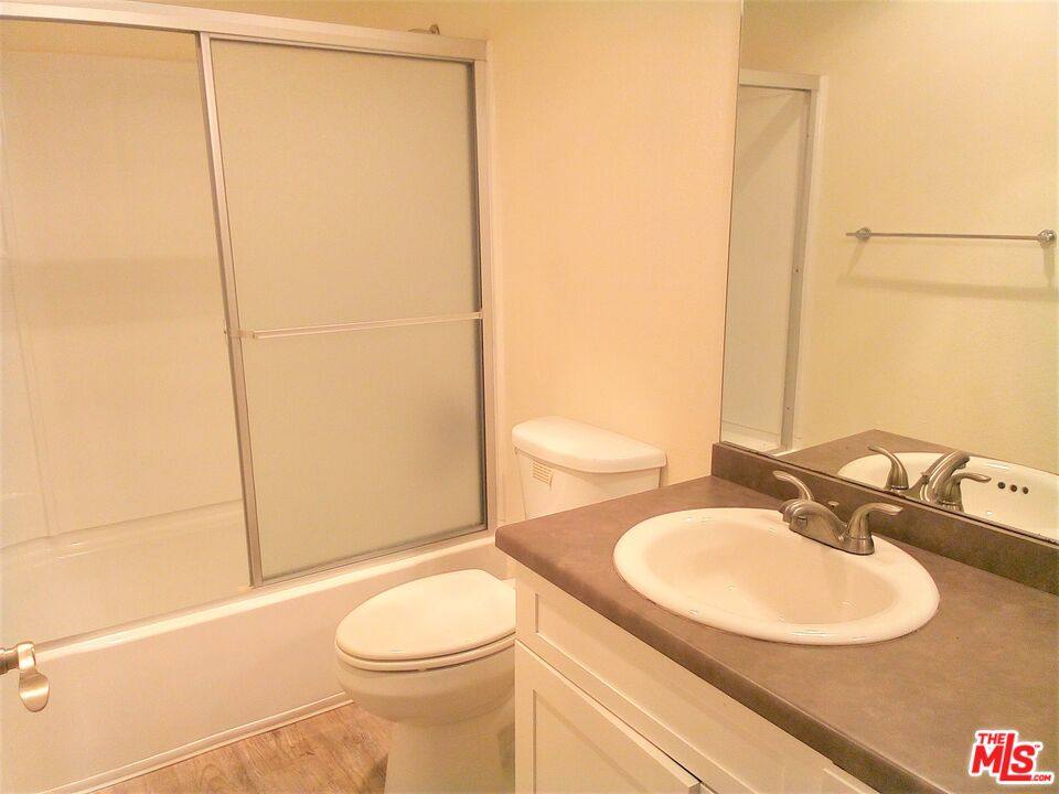 Apartment for rent at 11230 Camarillo St #101, North Hollywood, CA 91602