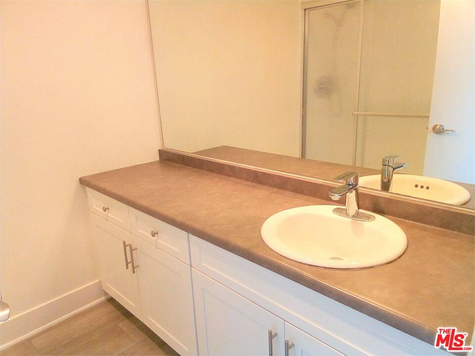 Apartment for rent at 11230 Camarillo St #101, North Hollywood, CA 91602