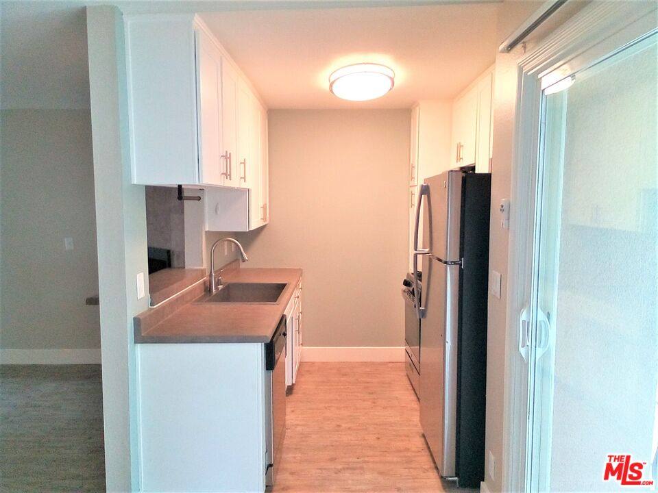 Apartment for rent at 11230 Camarillo St #101, North Hollywood, CA 91602