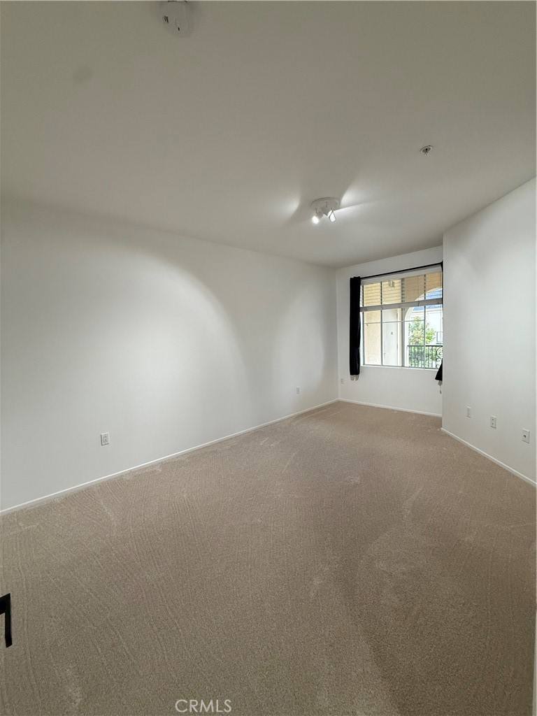 Apartment for rent at 2457 Watermarke Place, Irvine, CA 92612