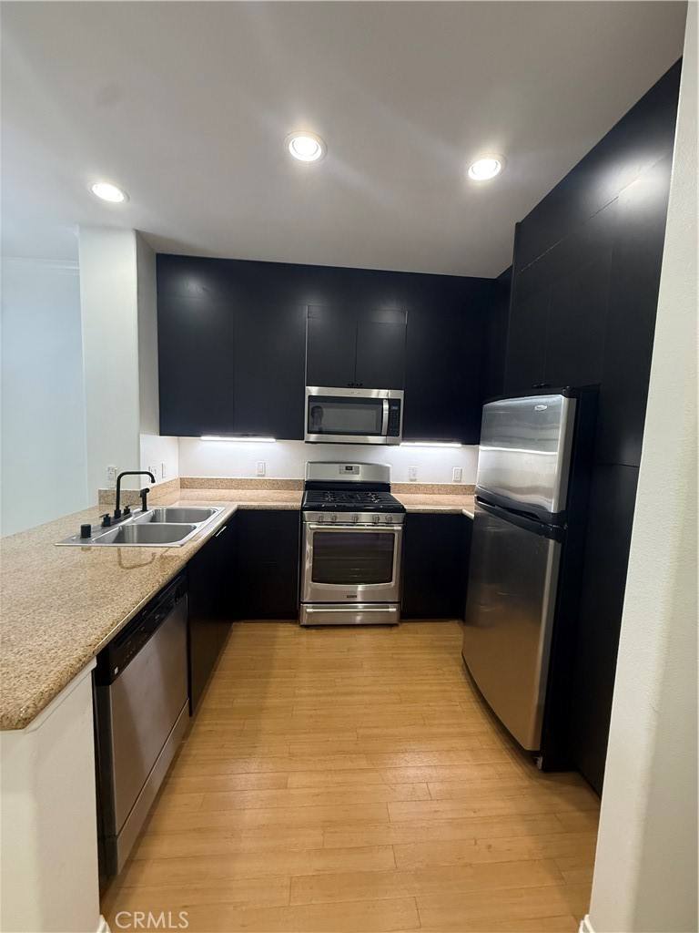 Apartment for rent at 2457 Watermarke Place, Irvine, CA 92612