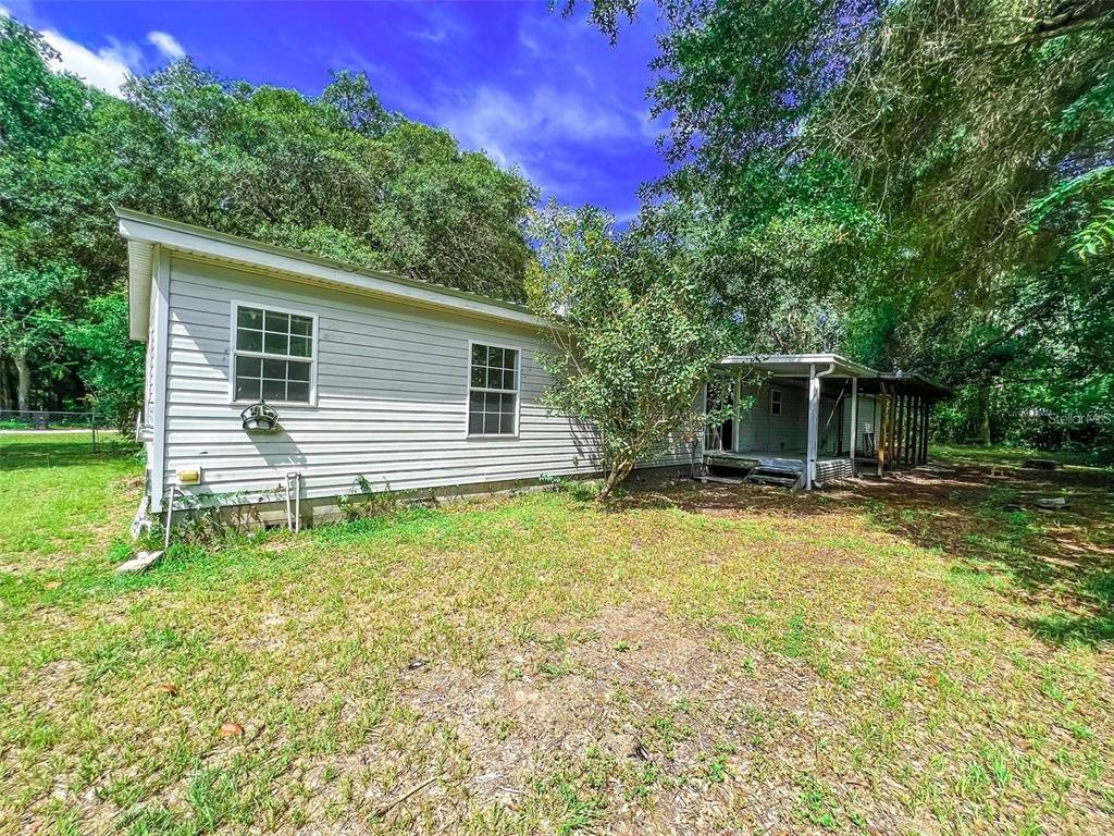 Apartment for rent at 24274 NW 190th Ave, High Springs, FL 32643