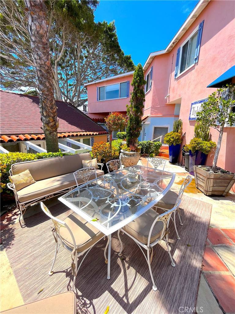 Apartment for rent at 212 N Coast Highway 212-10, Laguna Beach, CA 92651