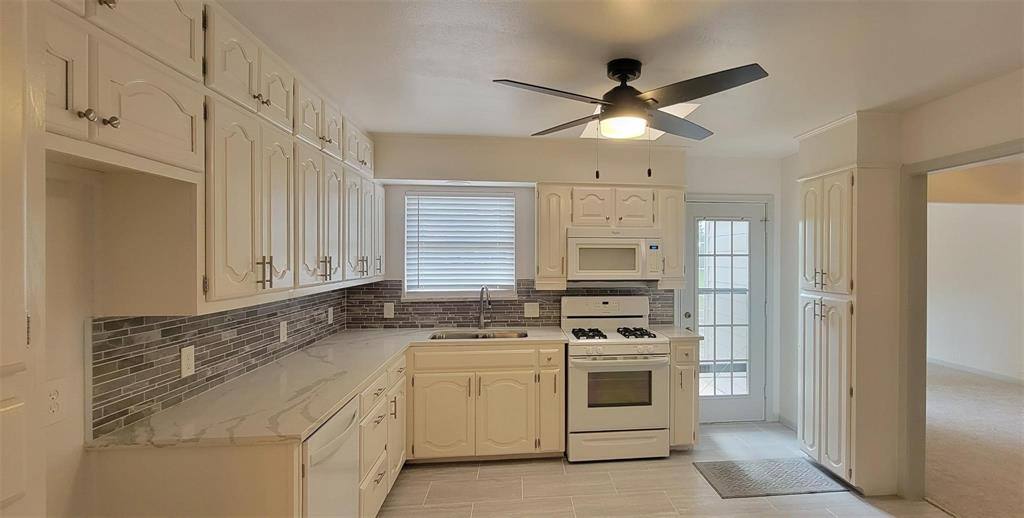 Apartment for rent at 13230 Nestle Dr, Dallas, TX 75234