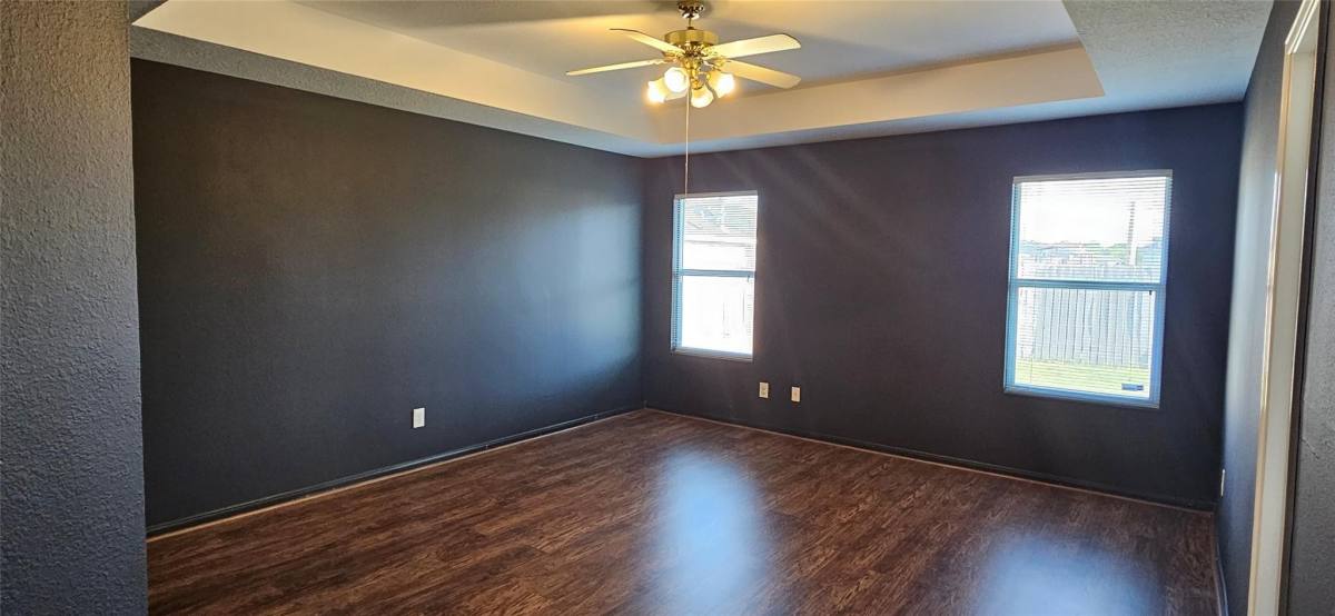 Apartment for rent at 919 Yorkshire Hollow Lane #919, Fresno, TX 77545