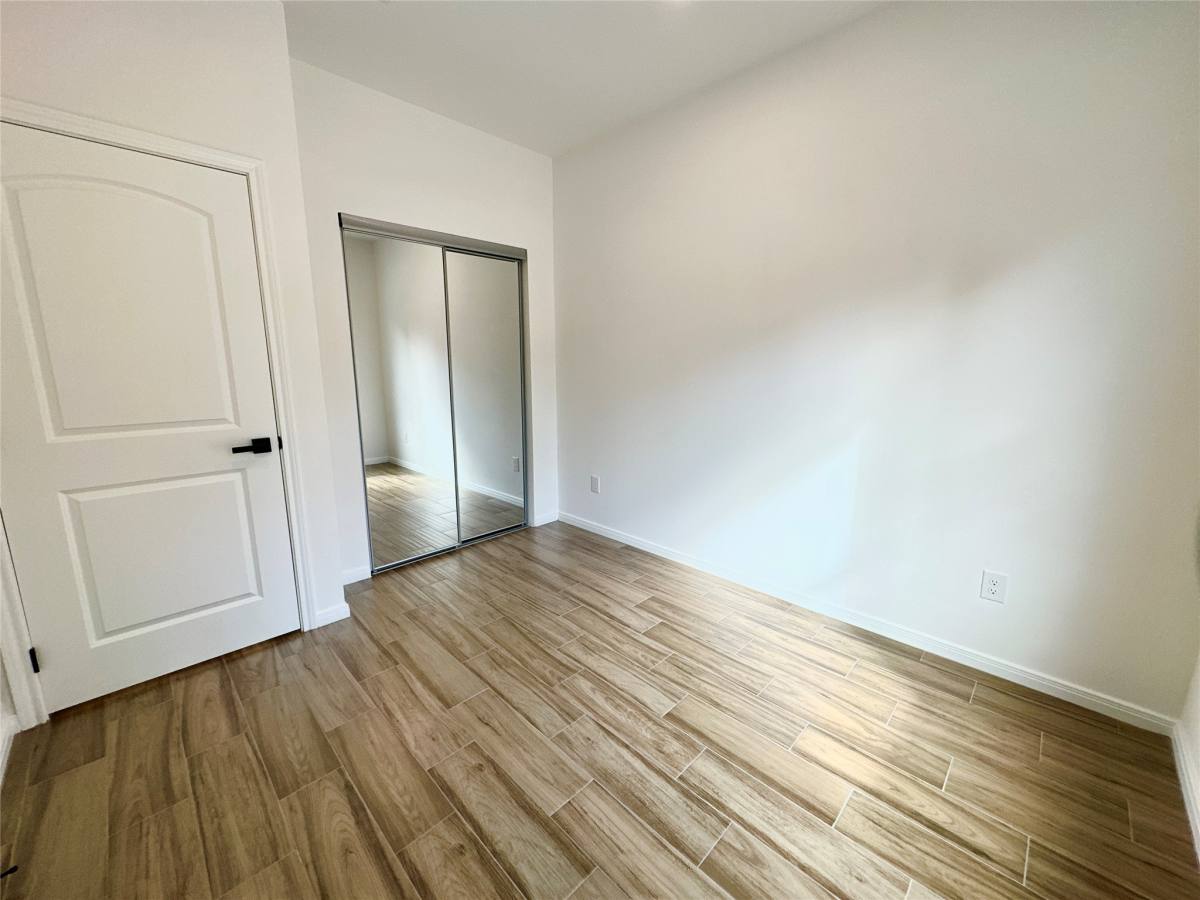 Apartment for rent at 11561 Persimmon St, Willis, TX 77318