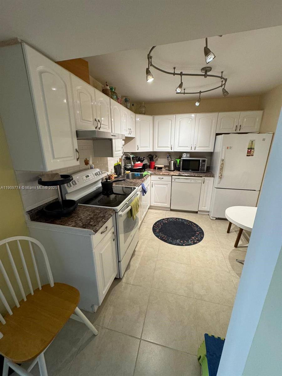 Apartment for rent at 1833 S Ocean Dr #308, Hallandale, FL 33009
