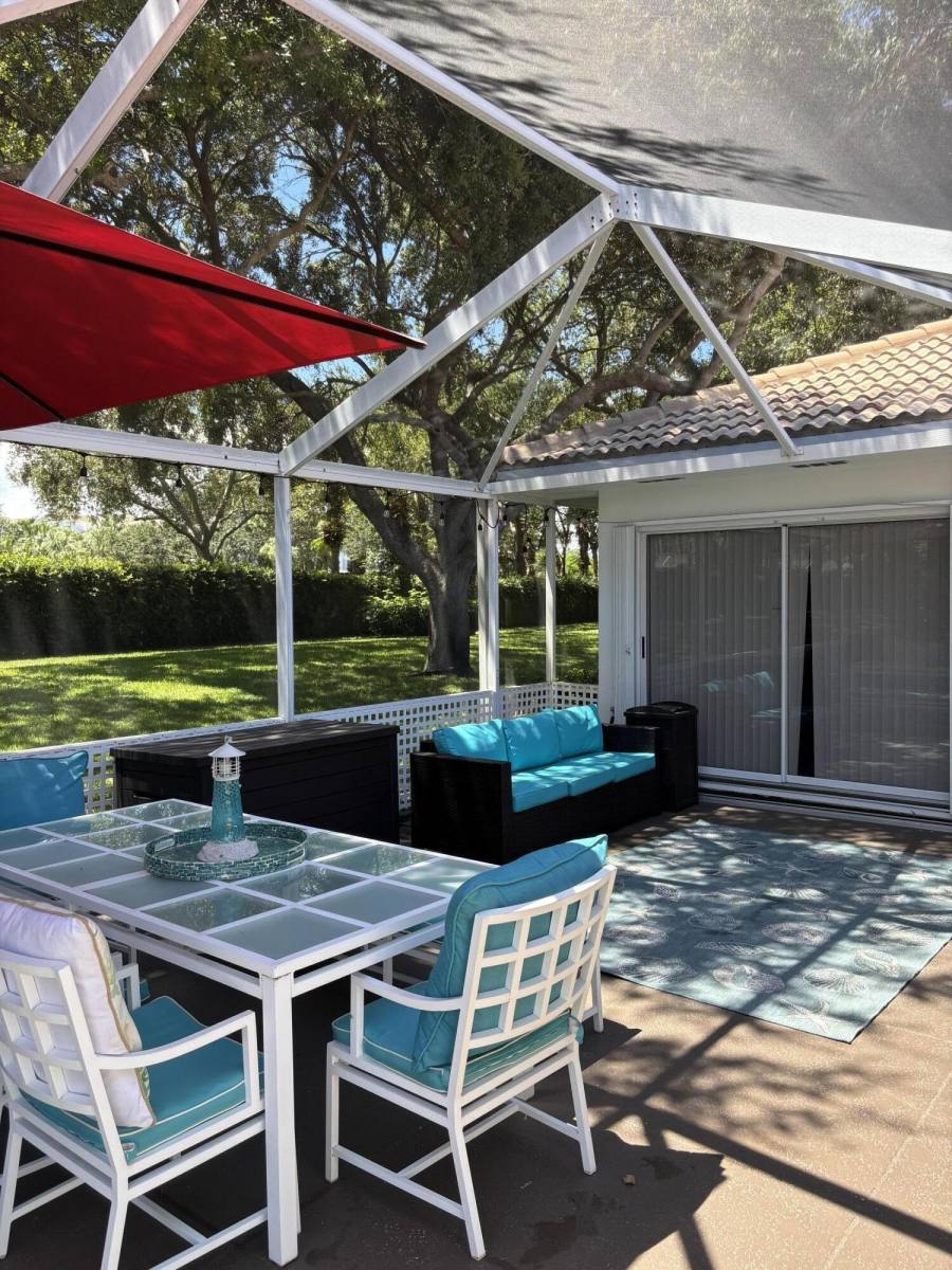 Apartment for rent at 7104 Geminata Oak Court, Palm Beach Gardens, FL 33410
