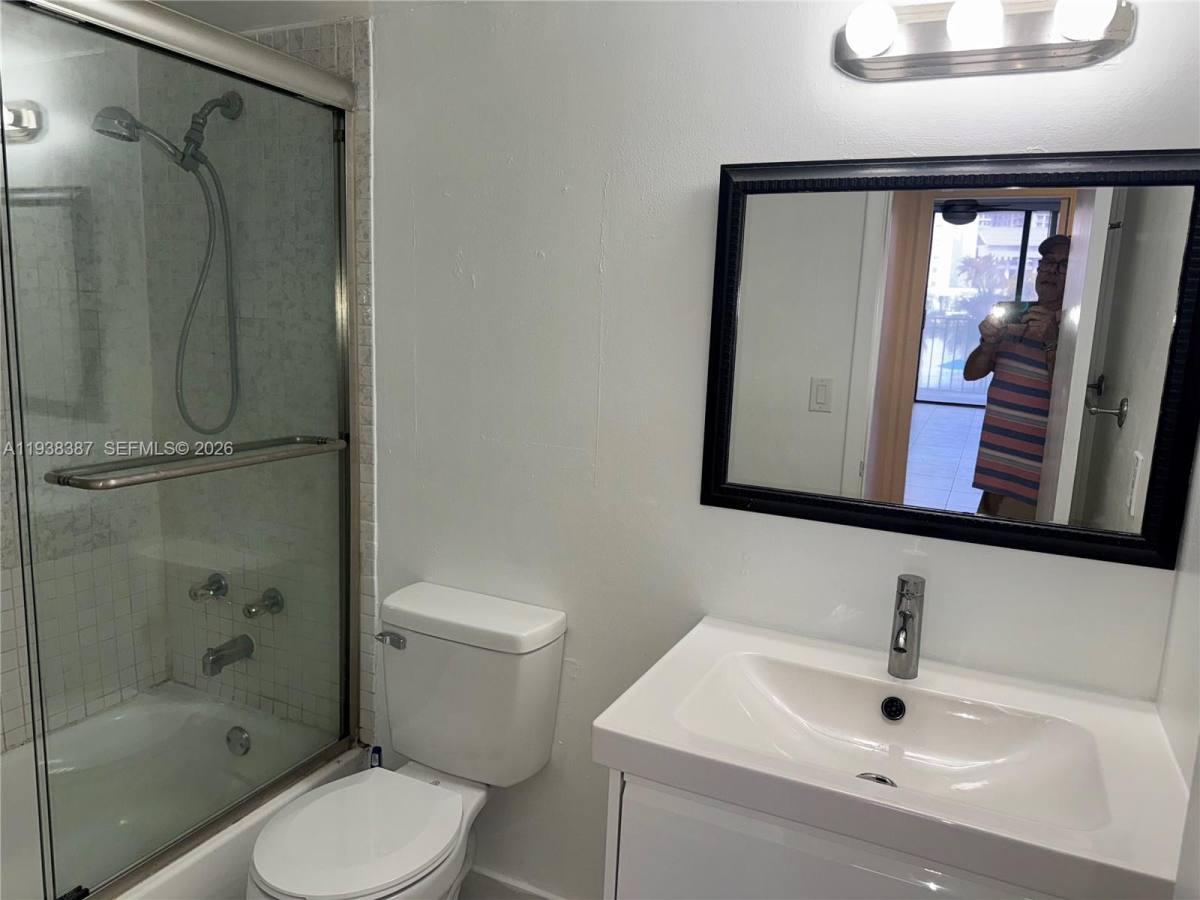 Apartment for rent at 200 Leslie Dr #317, Hallandale, FL 33009
