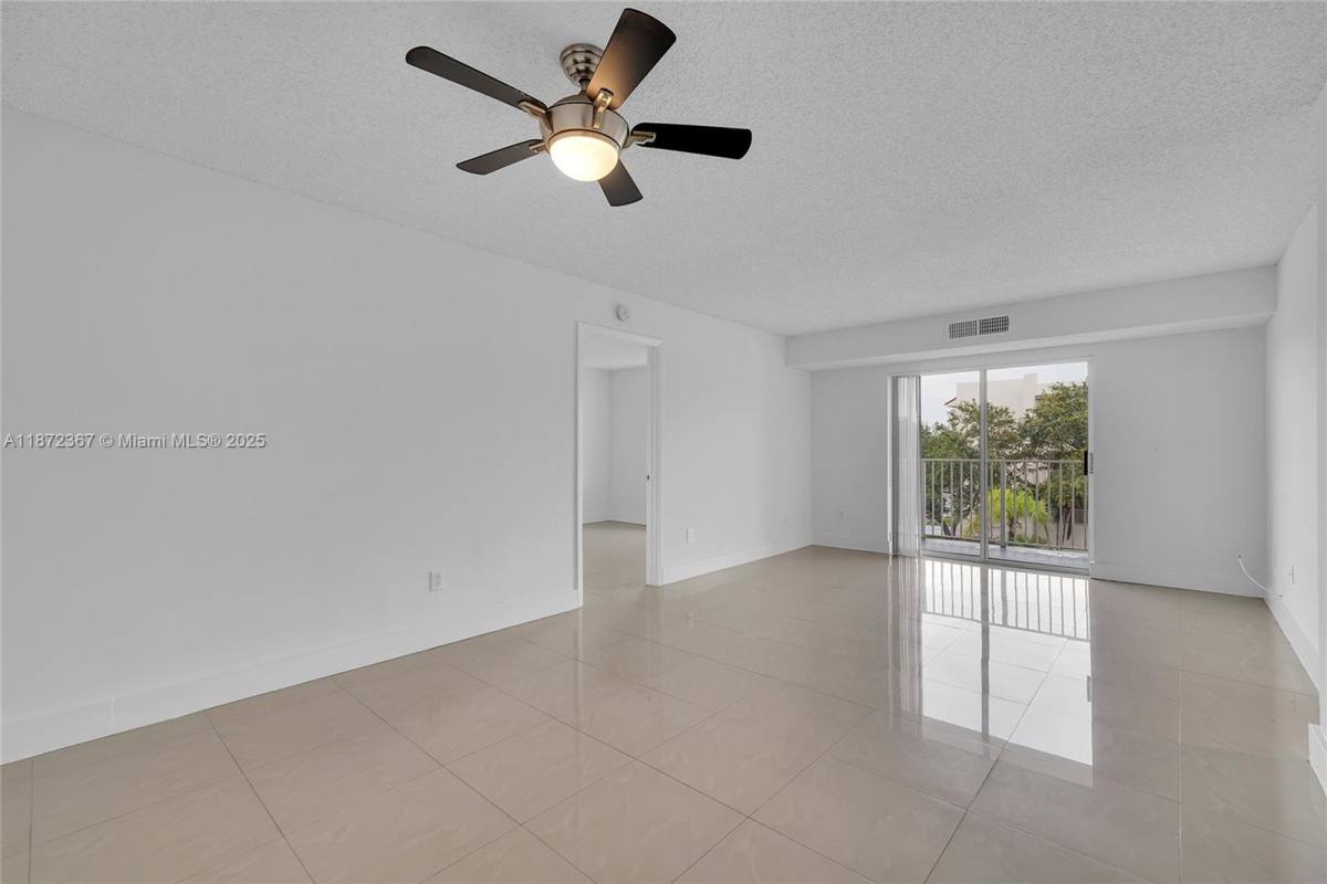 Apartment for rent at 8260 SW 210th St #201, Miami, FL 33189
