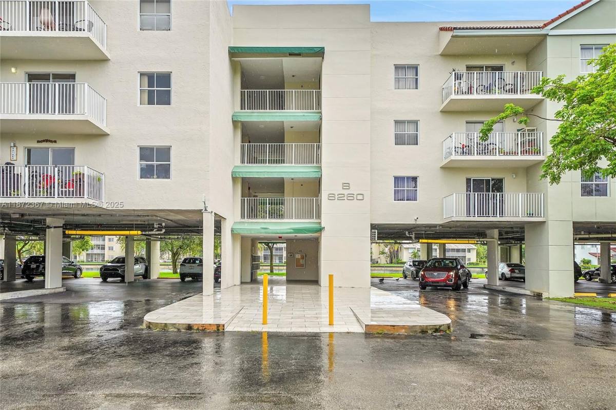 Apartment for rent at 8260 SW 210th St #201, Miami, FL 33189